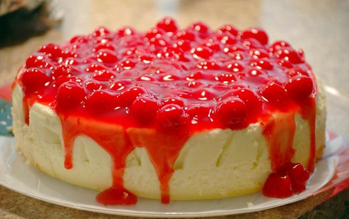 Cheesecake "New York" - fel de mâncare dulce delicioasă și delicată