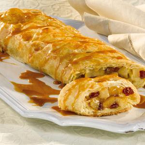 Strudel din patiserie. Strudel făcut din patiserie