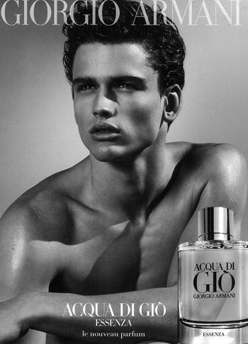 Giorgio Armani biografie 