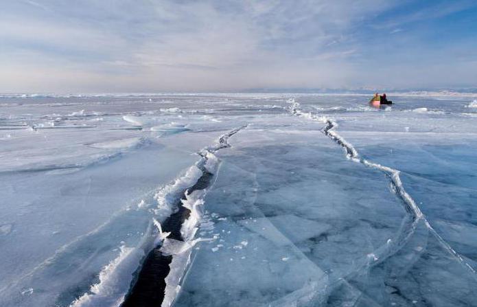 lacrimare valuri de Baikal