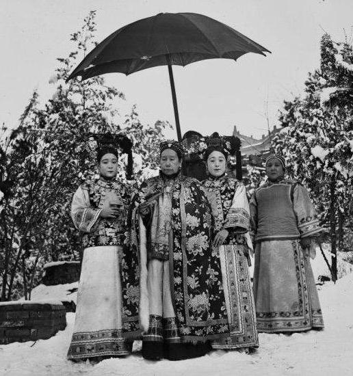 Împărăteasa împărăteasă Cixi a schimbat soarta Chinei