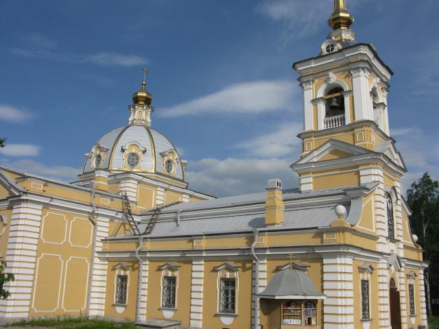 Krasnoe Selo (regiunea Leningrad) - una dintre cele mai frumoase suburbii din Sankt Petersburg