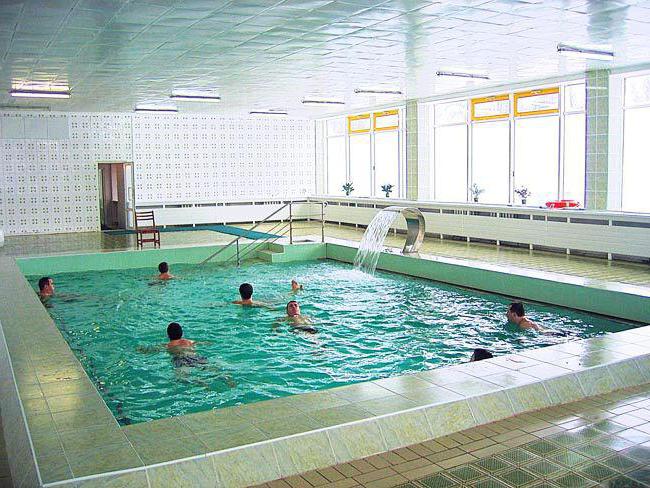 sanatoria din Kaliningrad și regiunea Kaliningrad cu o piscină